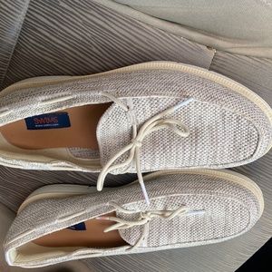 Men’s size 9.5 Swims shoes